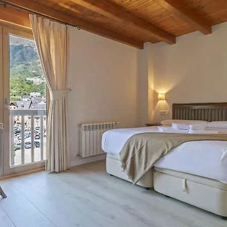 Luderna - Dera Pincela Apartamento Vielha